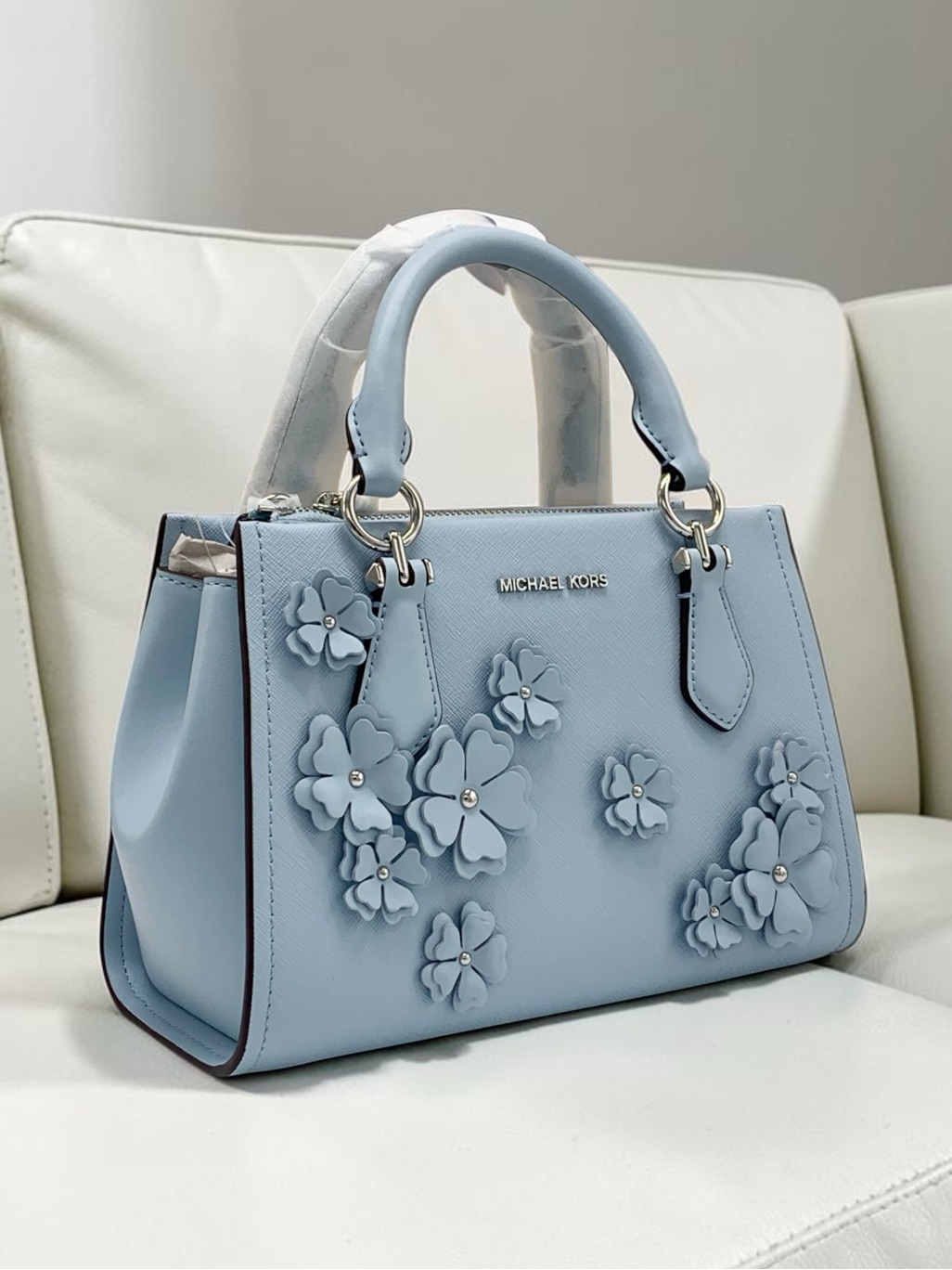 Michael Kors Marilyn Small Pale Blue Floral Appliqu Satchel